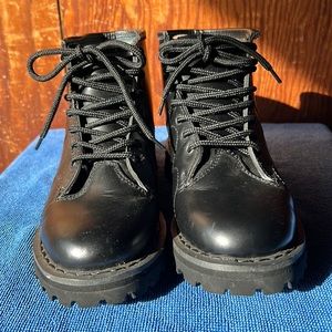 Demonia monkey boots